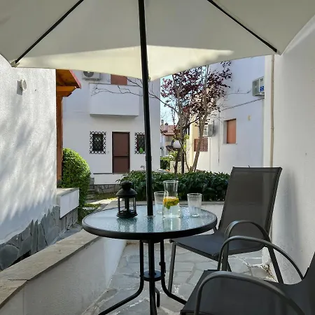 Joseph Village Apartments Fourka Exterior photo